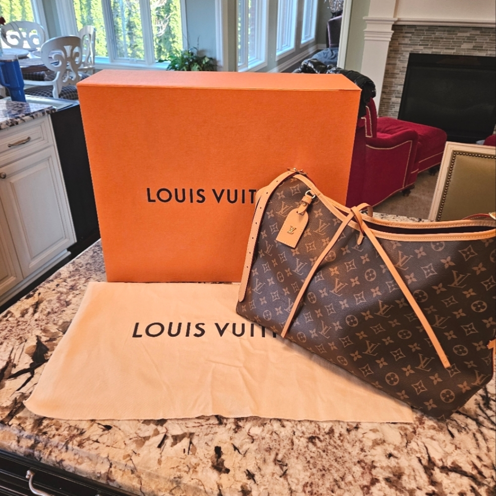 Louis Vuitton Carry All MM